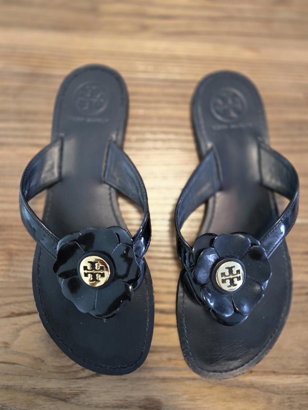 Tory Burch flip flops size 7.5 - Picture 3 of 7